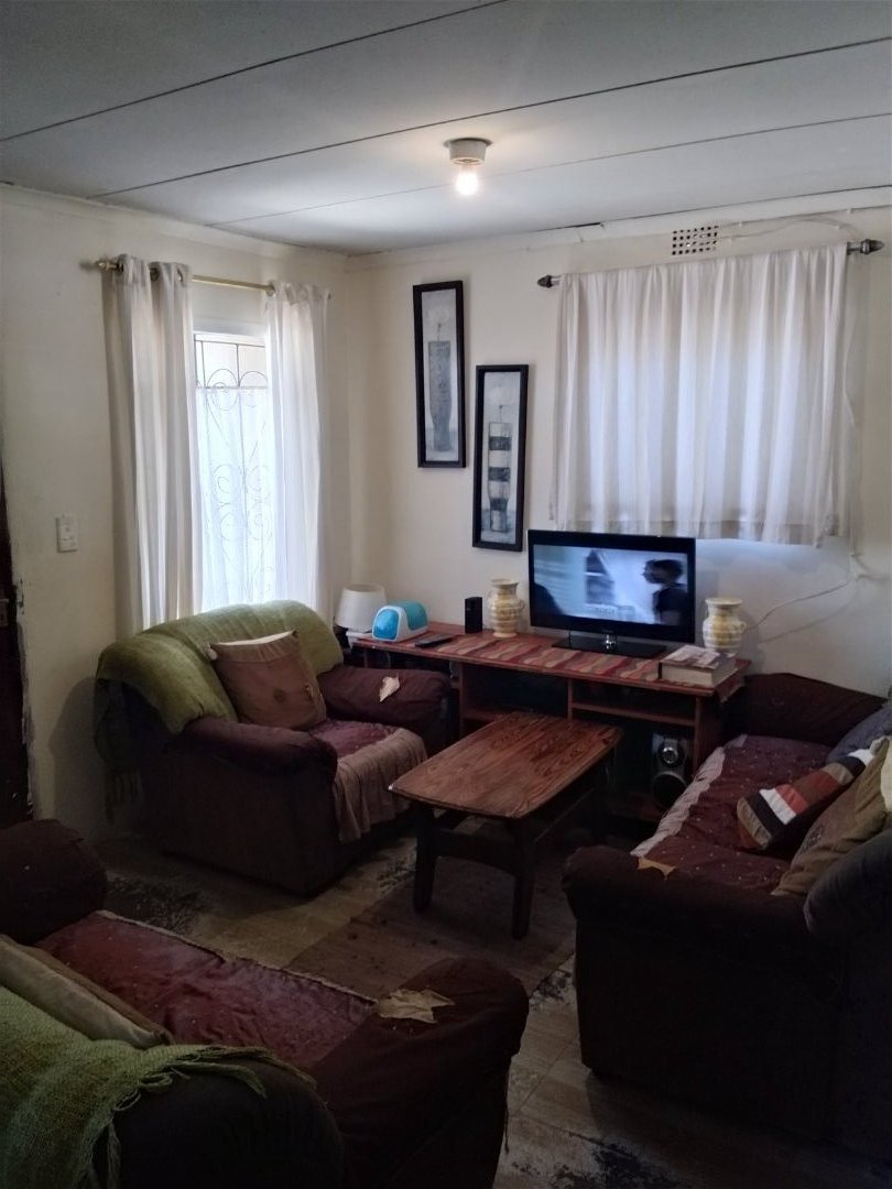 2 Bedroom Property for Sale in Harare Western Cape